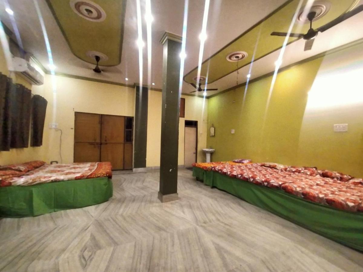 Hotel Aakash Ganga Varanasi Exterior foto